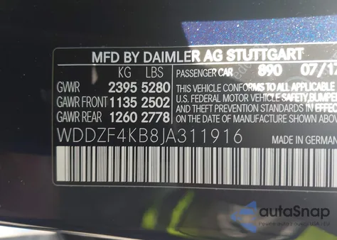 2018 Mercedes-Benz E 300 4Matic z USA, uszkodzony, nr VIN WDDZF4KB8JA311916